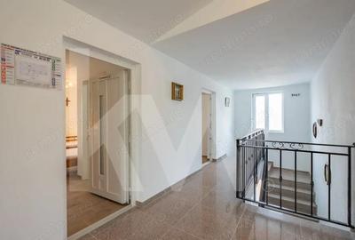 Casă cu 15 camere cu Canalizare în Central - 19