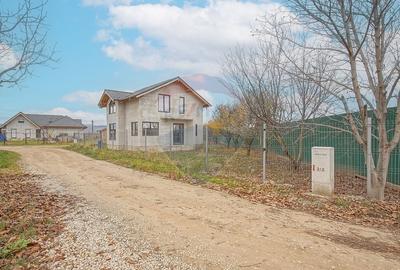 Casa solida la gri, 5 camere, 131 mp utili - Priveliste de vis - 1