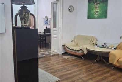 Vila, zona Eminescu, S+P+1+M, 8 camere - 5