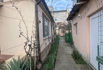 Casă individuală cu 4 camere cu Canalizare în Tomis II - 2