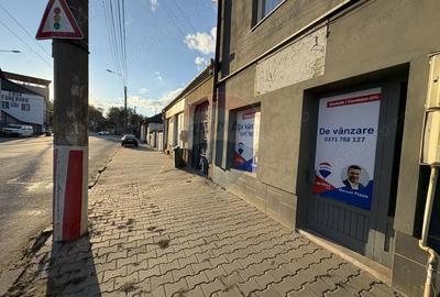 Spațiu comercial, de 72 mp, în Central - 7