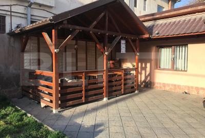 Casă cu 5 camere cu Teren 400 Mp în Central - 10