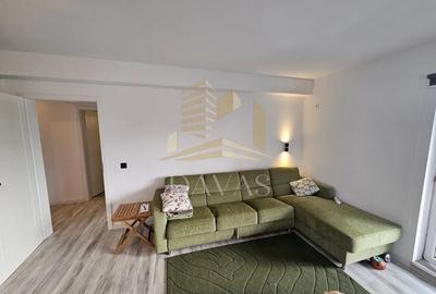 Apartament cu 3 camere decomandat în Zorilor
