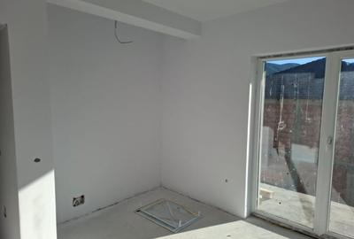 Casa individuala, 4 camere, 152mp, 2 locuri de parcare. - 12