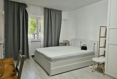 Garsoniera Mobilata si Utilata - Sector 4 - Metrou Aparatorii Patriei - 1