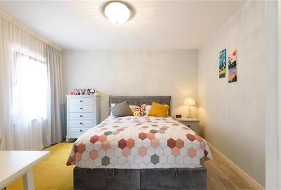 Resedinta cu:foisor,2 garaje, crama tip restaurant+garsoniera lux ... - 7