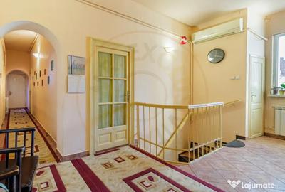 Apartament cu 4 camere decomandat în P-ța Unirii - 4