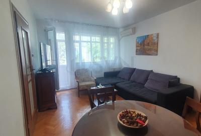 Apartament cu 2 camere semidecomandat, mobilat în 1 Mai - 2