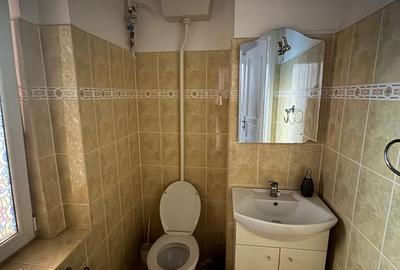 Spațiu comercial, de 100 mp, în Central - 1