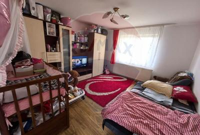 Casă cu 4 camere cu Teren 1295 Mp în Central - 12