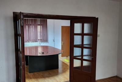 Casă cu 2 camere în Central - 1