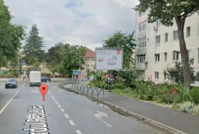 Spațiu comercial, de 42 mp, în Central - 4