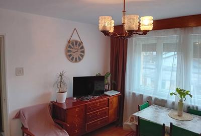 Apartament cu 3 camere decomandat în Central - 3