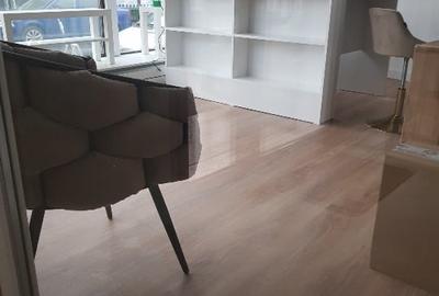 Spațiu comercial, de 20 mp, în Central - 4