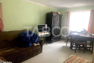 Casă cu 3 camere cu Canalizare în Gușterița - 6