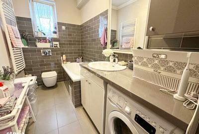 Apartament cu 3 camere în Ultracentral