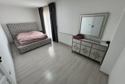 Apartament cu 3 camere decomandat, mobilat în Sud - 7