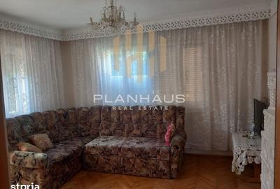 Casă cu 6 camere cu Teren 4546 Mp în Central - 8