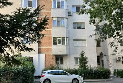 Vand apartament 1 camera ?colilor - 1