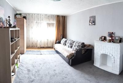 Apartament cu 2 camere decomandat în 9 Mai - 2