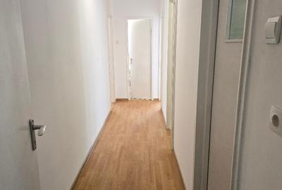 Vand sau inchiriez apartament 4 camere in Deva, Pieta Centrala, et. 3 - 5