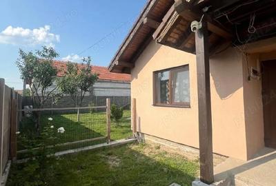 Casă cu Teren 500 Mp în Bobda - 3
