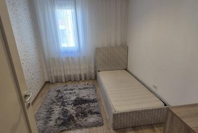 Apartament cu 3 camere decomandat, mobilat în Tomis Plus - 8
