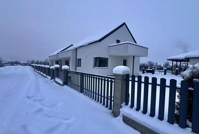 Casă cu 4 camere cu Teren 500 Mp în Central - 2