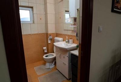 Apartament cu 3 camere decomandat, mobilat în Periferie - 7
