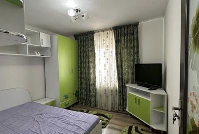 Apartament cu 2 camere semidecomandat în Calea București