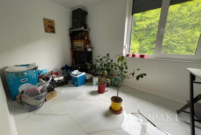 Apartament cu 5 camere decomandat, mobilat în Florești - 13