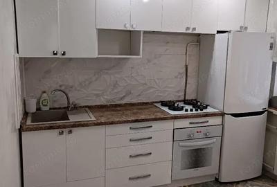 Apartament cu 2 camere semidecomandat în 1 Decembrie 1918 - 1