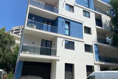 Spațiu comercial, de 300 mp, în Andronache