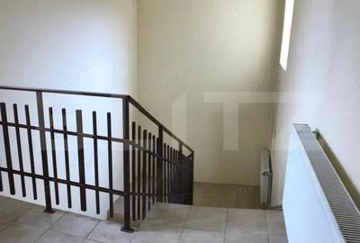 Casă cu Teren 1023 Mp în Central - 11