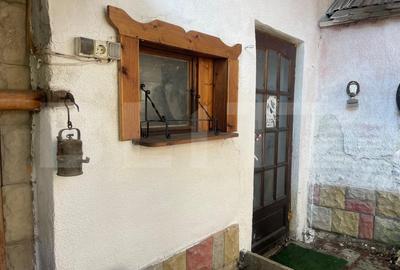 Casa cu doua corpuri, Zarnesti, pretabil pensiune sau casa de familie - 15