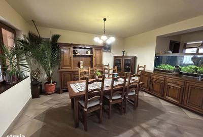 Casă cu 4 camere în Subcetate - 2