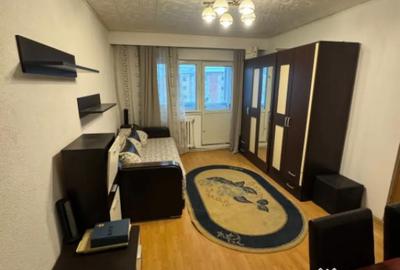 Apartament cu 3 camere decomandat în Republicii - 2