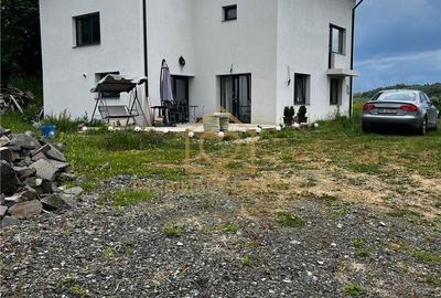 Casă cu 6 camere cu Teren 14300 Mp în Remetea Chioarului - 6