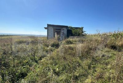 Teren de 4296 mp, în Central - 1