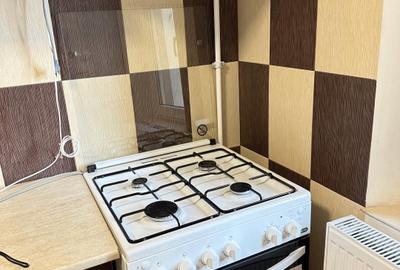 Apartament 2 camere, renovat recent, €350 / luna, fără intermediar