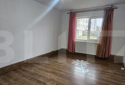 Apartament cu 2 camere, 40 mp, zona Micro 6-Targoviste - 1