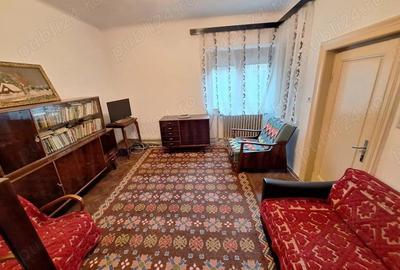 Casă cu 3 camere în Central - 11