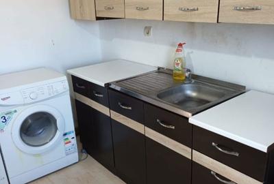 Casă cu 4 camere cu Teren 400 Mp în Țițești - 4