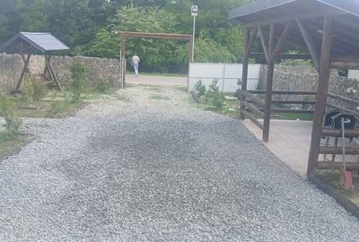 Casă cu 4 camere în Central - 1