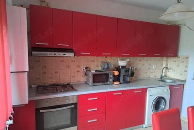 Apartament cu 4 camere în Careiului - 3