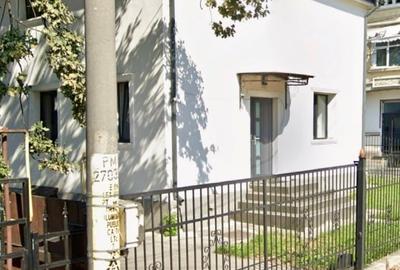 Casa Parter și etaj Centru spate Mitropolie. - 3