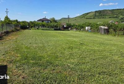 Teren de 1132 mp, în Chinteni - 2