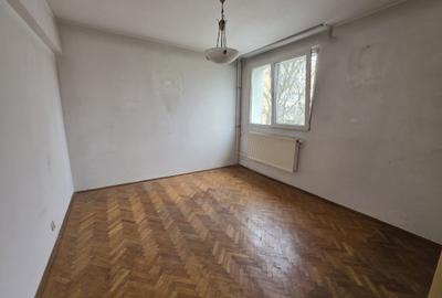 Apartament cu 4 camere semidecomandat în Titan - 6