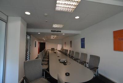 Birou, de 367 mp, în Unirii - 3