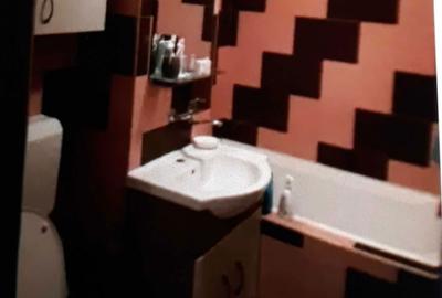 Apartament cu 2 camere decomandat în Micro 16 - 2